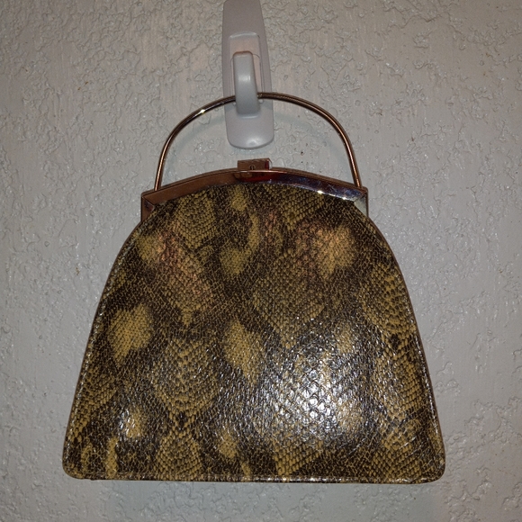 Handbags - Indeed purse